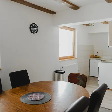 Apartment Paradiso *